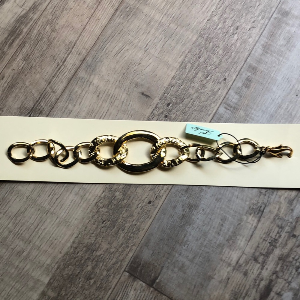 4/$15 New and Lovely Chain Link Bracelet